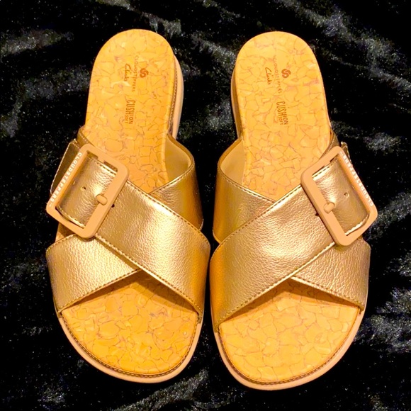 clarks cloudsteppers gold